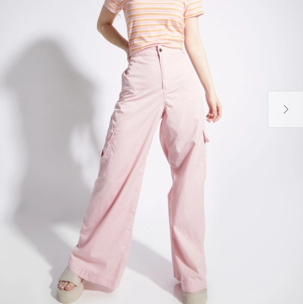 BNWT BLACK super wide leg high waist cargo pants